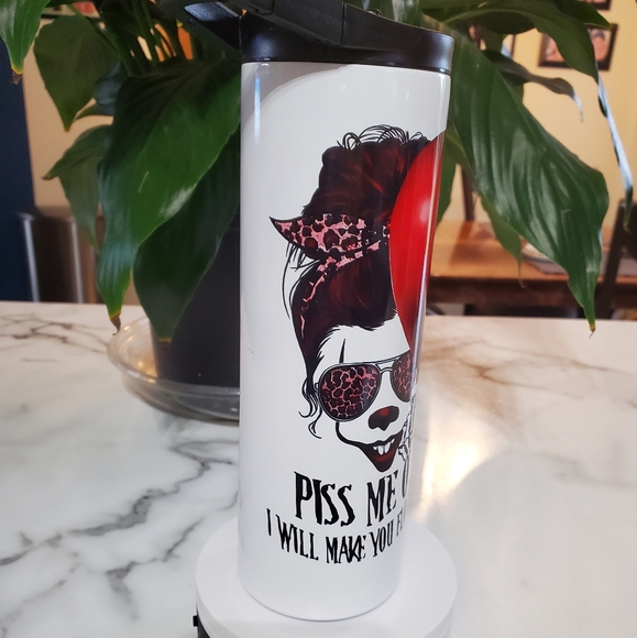 You'll Float Too "It" 20oz Tumbler with duo lids 🎉sale - Picture 8 of 9